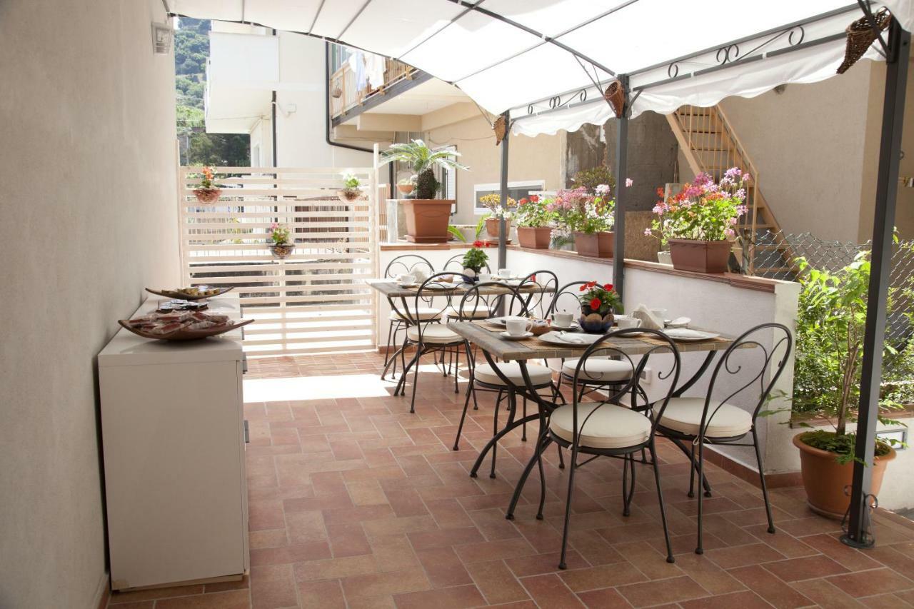 Donna Rosa Accommodation Tropea Buitenkant foto