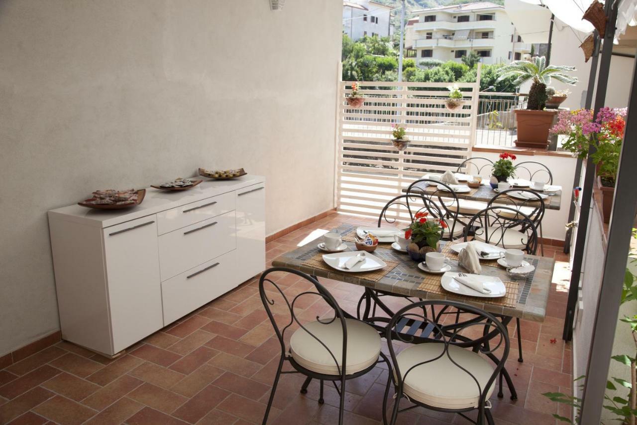 Donna Rosa Accommodation Tropea Buitenkant foto
