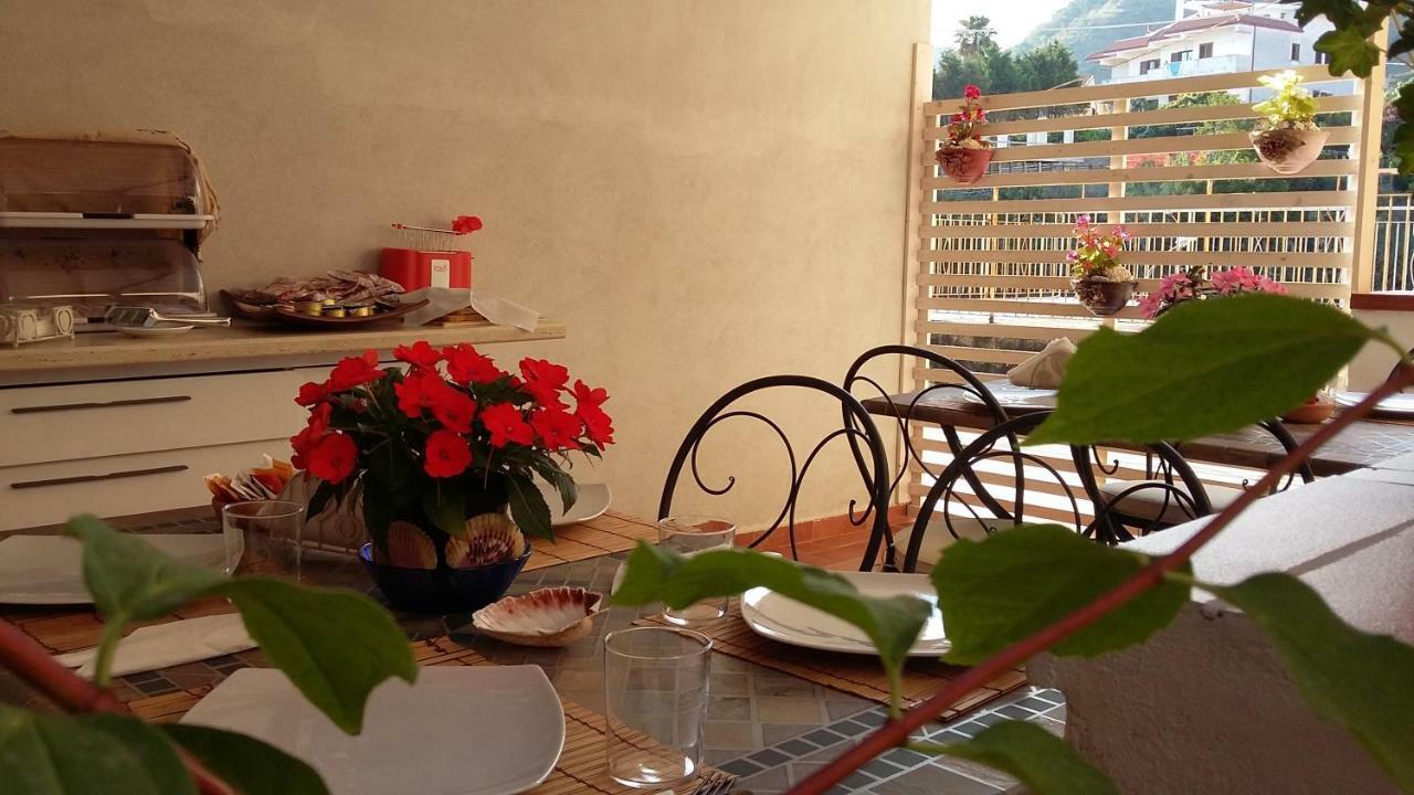 Donna Rosa Accommodation Tropea Buitenkant foto