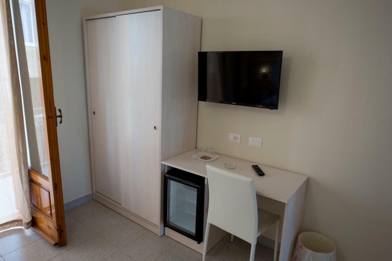 Donna Rosa Accommodation Tropea Buitenkant foto
