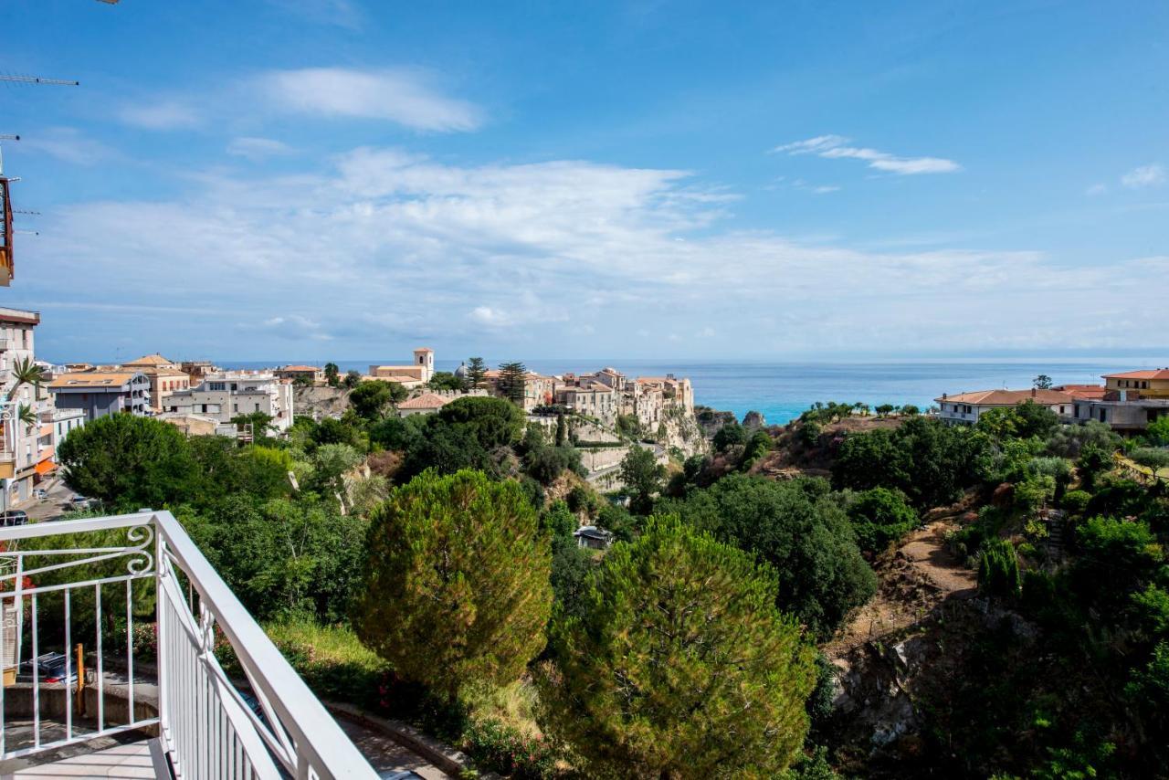 Donna Rosa Accommodation Tropea Buitenkant foto