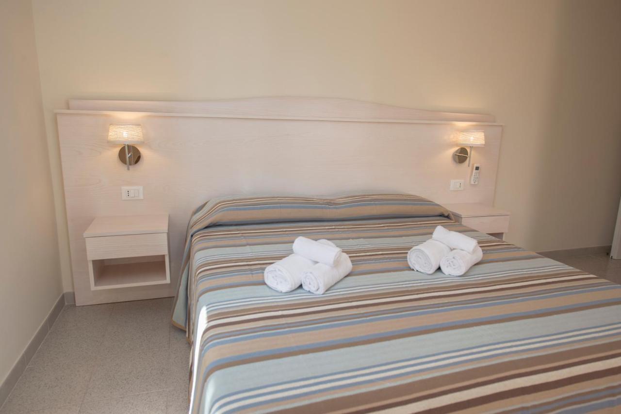 Donna Rosa Accommodation Tropea Buitenkant foto