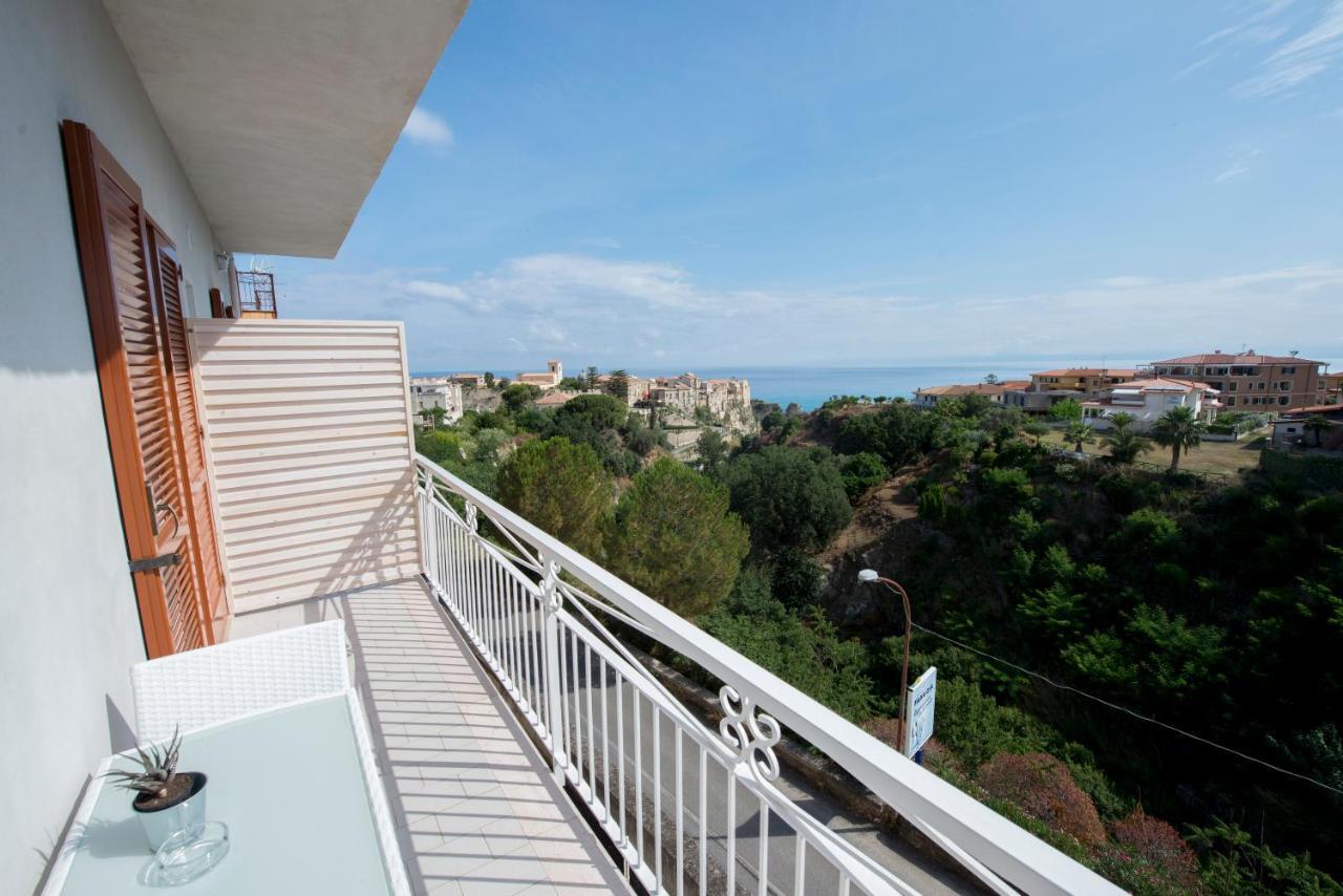 Donna Rosa Accommodation Tropea Buitenkant foto